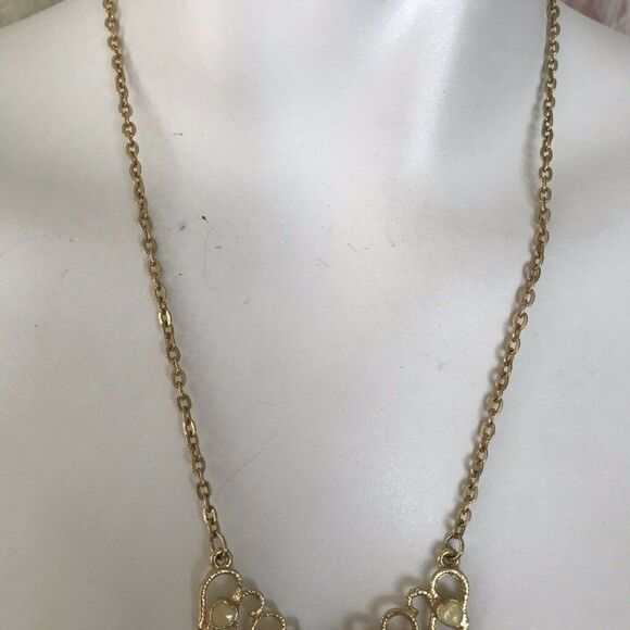 Costume Heart Pendant Bib Necklace Jewelry - Picture 4 of 7